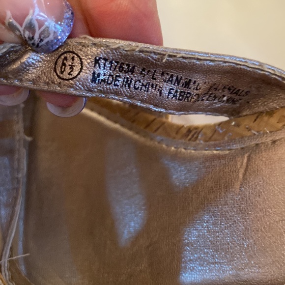 Bewild Wedge slip-ons size 6.5 - Picture 5 of 6